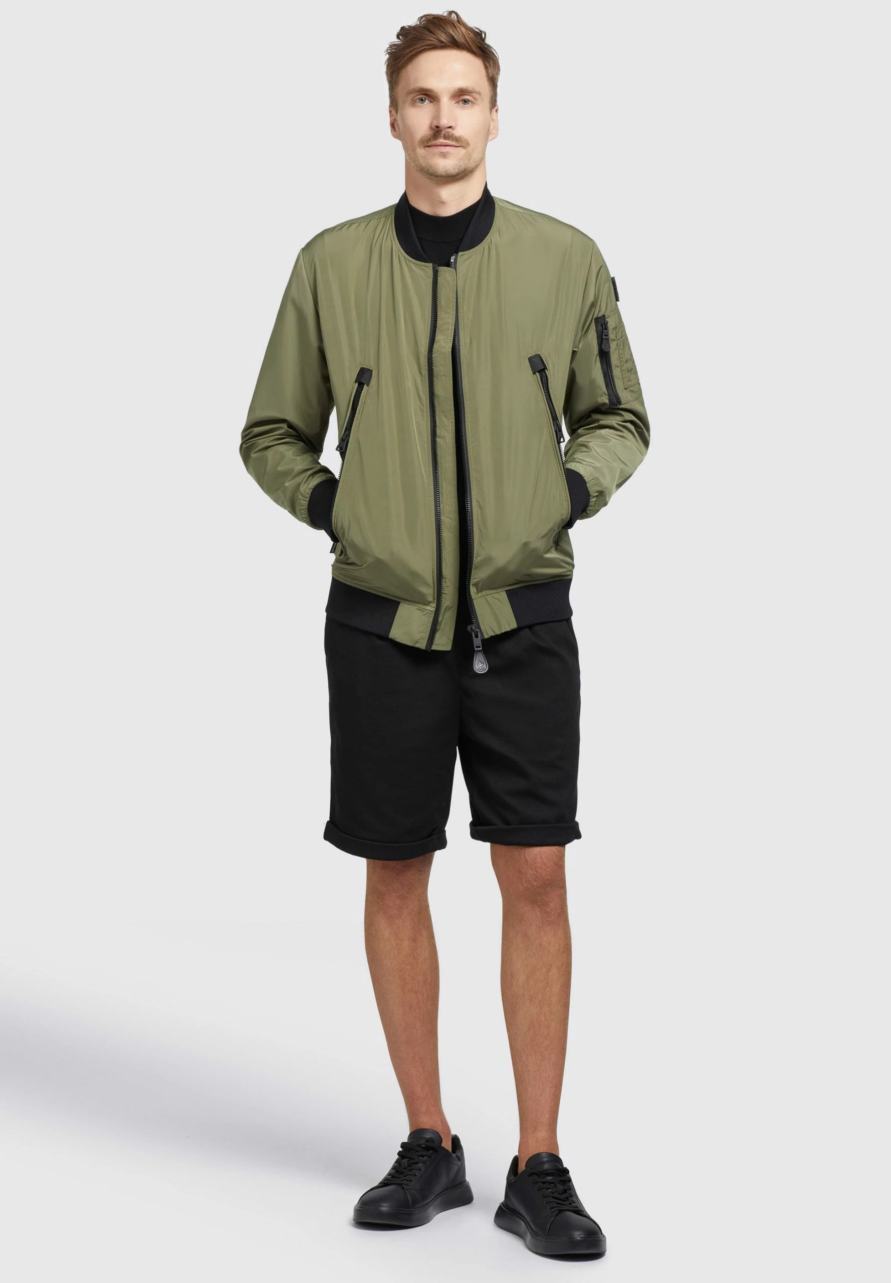 Khujo Astile2 - Bomberjacks - Olivgrün 4 Khujo Astile2 - Bomberjacks - Olivgrün - Afbeelding 2