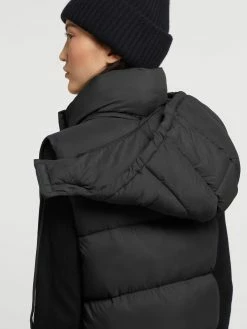 Khujo Bodywarmers Bodywarmer Eden Dames Zwart -Exporteren Kleding Pracht Winkel 36c758e190e8876395fe33dc3aa2b038