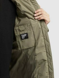 Khujo Winterjassen Winterjas FORMIN Dames Groen / Kaki -Exporteren Kleding Pracht Winkel 45e3cb93e43d76b0612676d86c111794