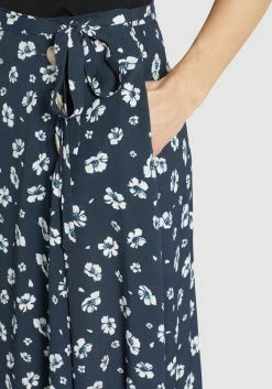 Khujo Maxi Rokken Rok Hepke Dames Navy / Nachtblauw -Exporteren Kleding Pracht Winkel 7b319e03ce3df6e2e7f5002f038deae6