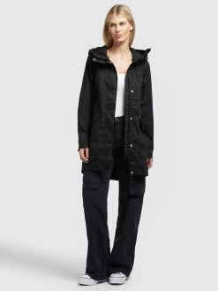 Khujo Parkas Tussenparka Aira 3 Dames Zwart -Exporteren Kleding Pracht Winkel 7cf8bbbef13062ddbd584604ccd8ec4f