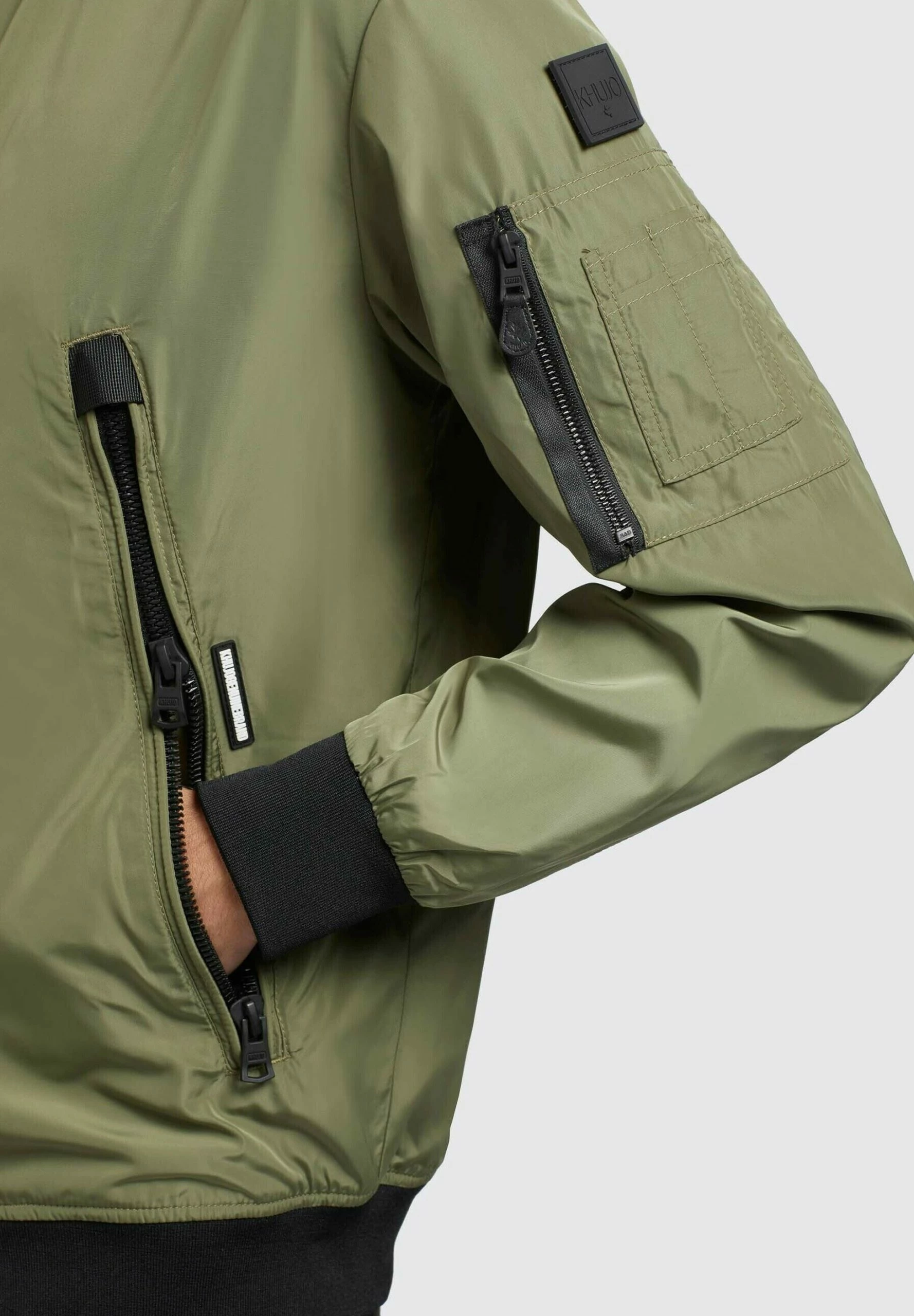Khujo Astile2 - Bomberjacks - Olivgrün 8 Khujo Astile2 - Bomberjacks - Olivgrün - Afbeelding 6