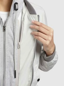 Khujo Tussenjassen Tussenjas Persee Dames Wit -Exporteren Kleding Pracht Winkel aa43a75db80b8c28b286a0a6fc93fc64