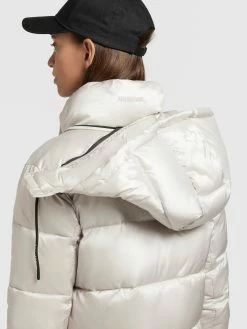 Khujo Winterjassen Winterjas Evona Dames Parelwit -Exporteren Kleding Pracht Winkel b8eb8c7e07590fe804b8e24d90110f76