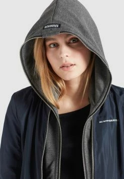 Khujo Winterjassen Winterjas Larifa Dames Nachtblauw -Exporteren Kleding Pracht Winkel c9fa7ffbe6080ee5d73e48e6ab61f75c