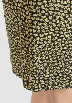 Khujo Mini Rokken Rok Armata Dames Zwart -Exporteren Kleding Pracht Winkel cf16fcb80321f5de481ff84e8ae0570c