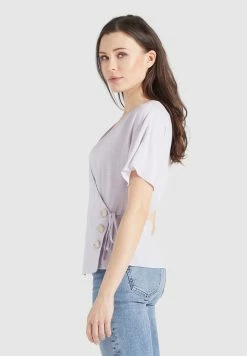 Khujo Blouses Met Korte Mouw Blouse Giovanna Dames Sering -Exporteren Kleding Pracht Winkel d74242d8772519b534291297fdbb2a2c